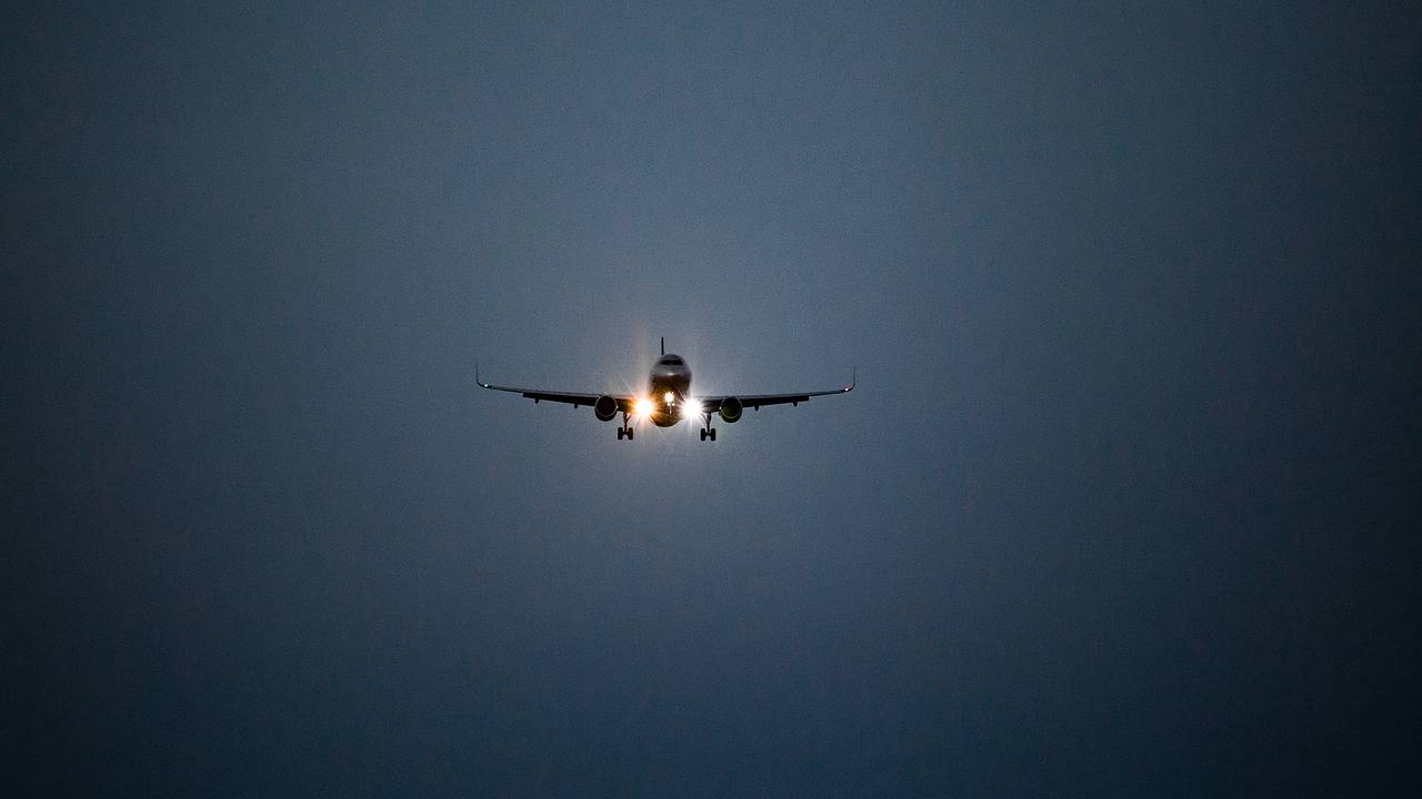 Российский пилот по ошибке обесточил часть систем самолета в полете