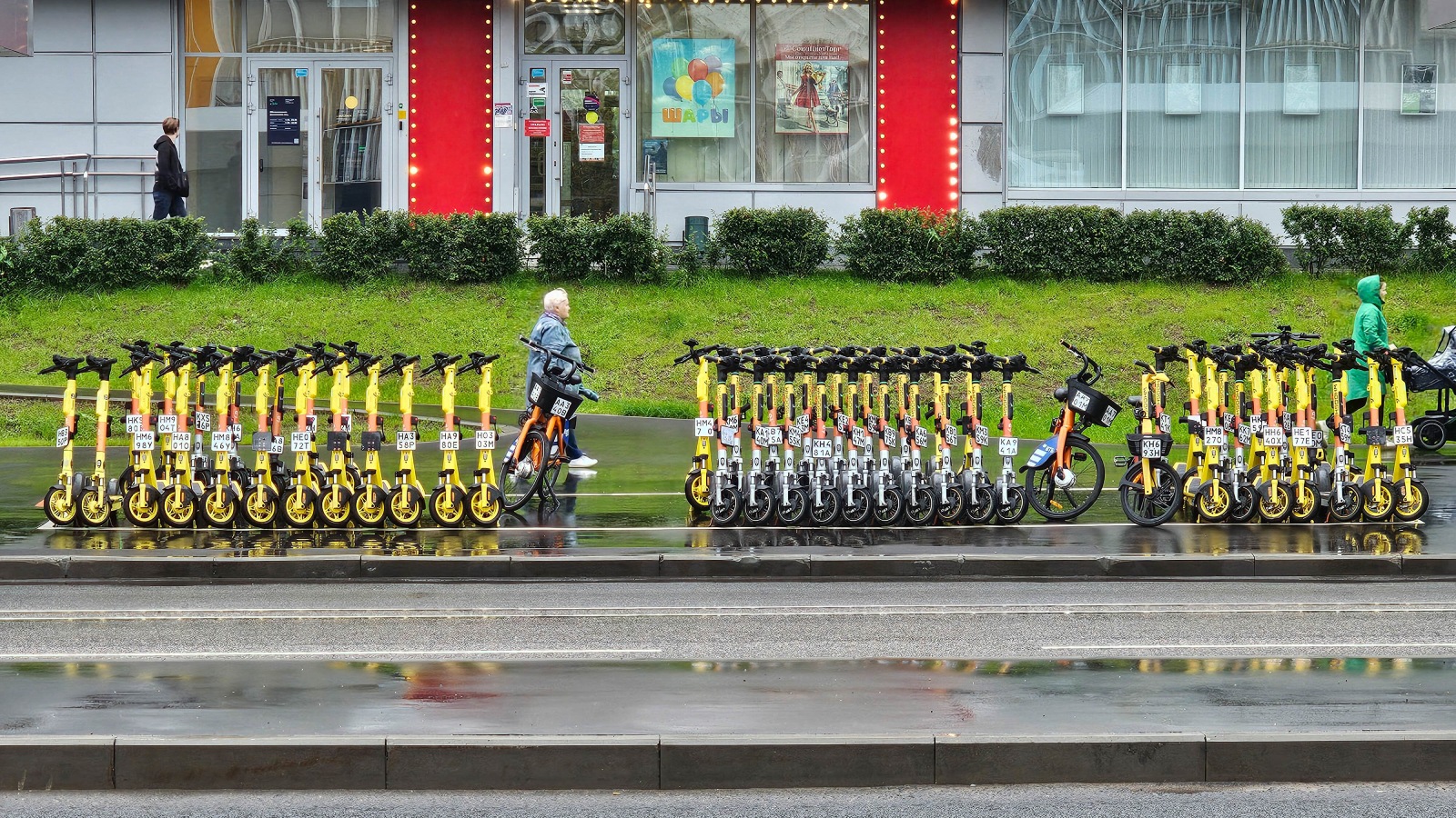 «Яндекс Go» с помощью партнера откроет прокат самокатов в 45 малых и средних городах