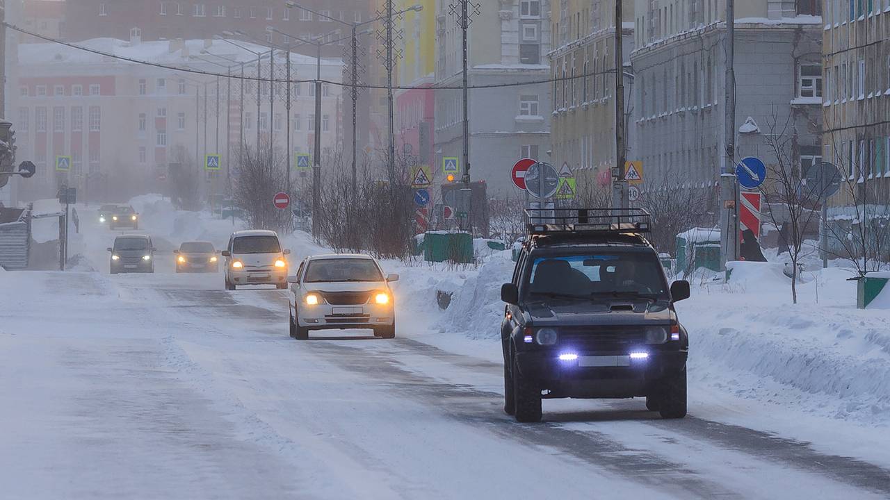 Россиян научили готовиться к автопутешествиям зимой