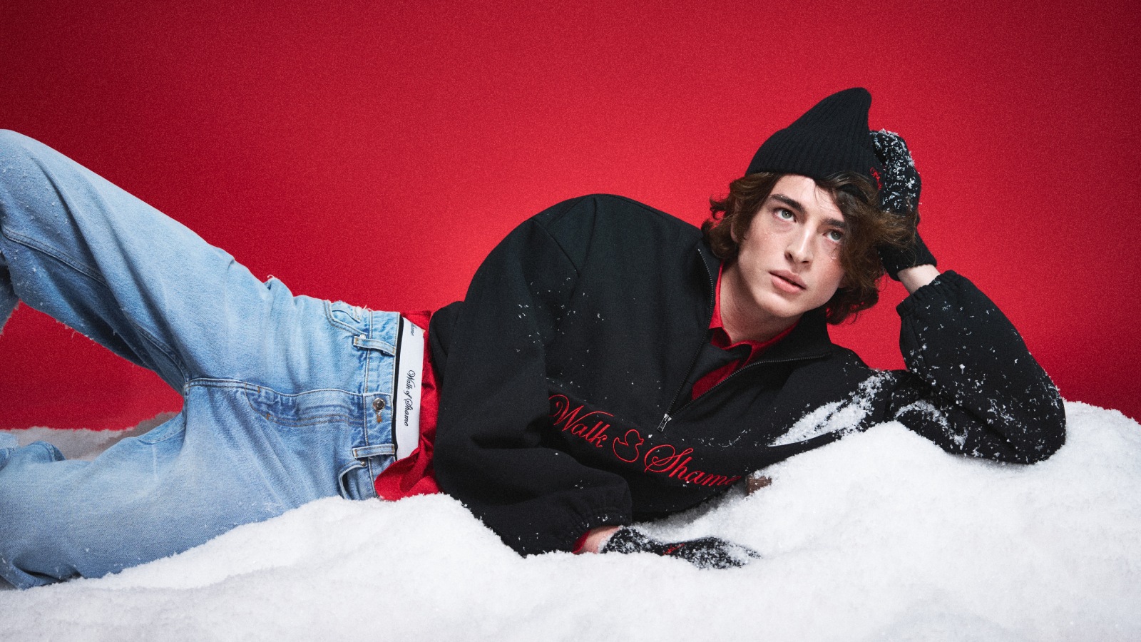 Неделя потребления: модный мерч банков, праздничные ярмарки и поддержка НКО