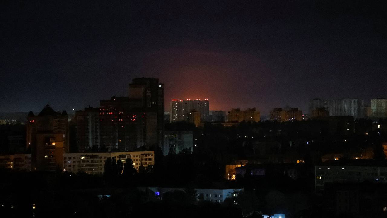 На Украине назвали возможный срок окончания блэкаута