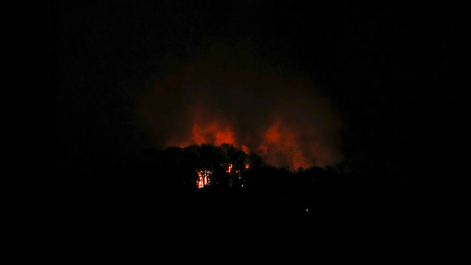 СМИ сообщили о приказе Трампа начать удары по объектам в Венесуэле