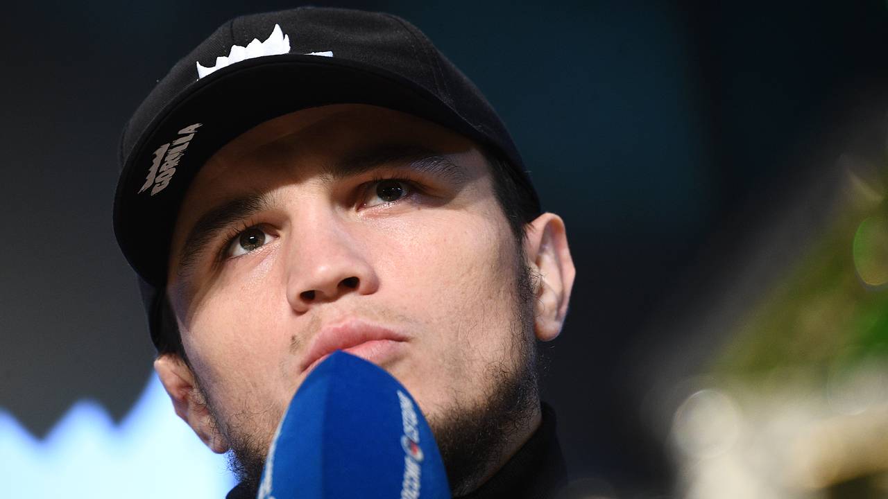 Соперник брата Нурмагомедова провалил взвешивание и отдаст ему часть гонорара