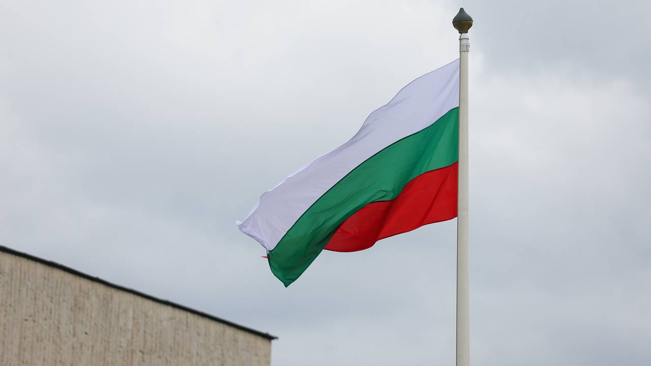 Еврокомиссия на следующей неделе накажет Болгарию за дефицит бюджета