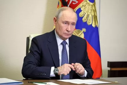 Путин призвал продолжать массированные удары по Украине