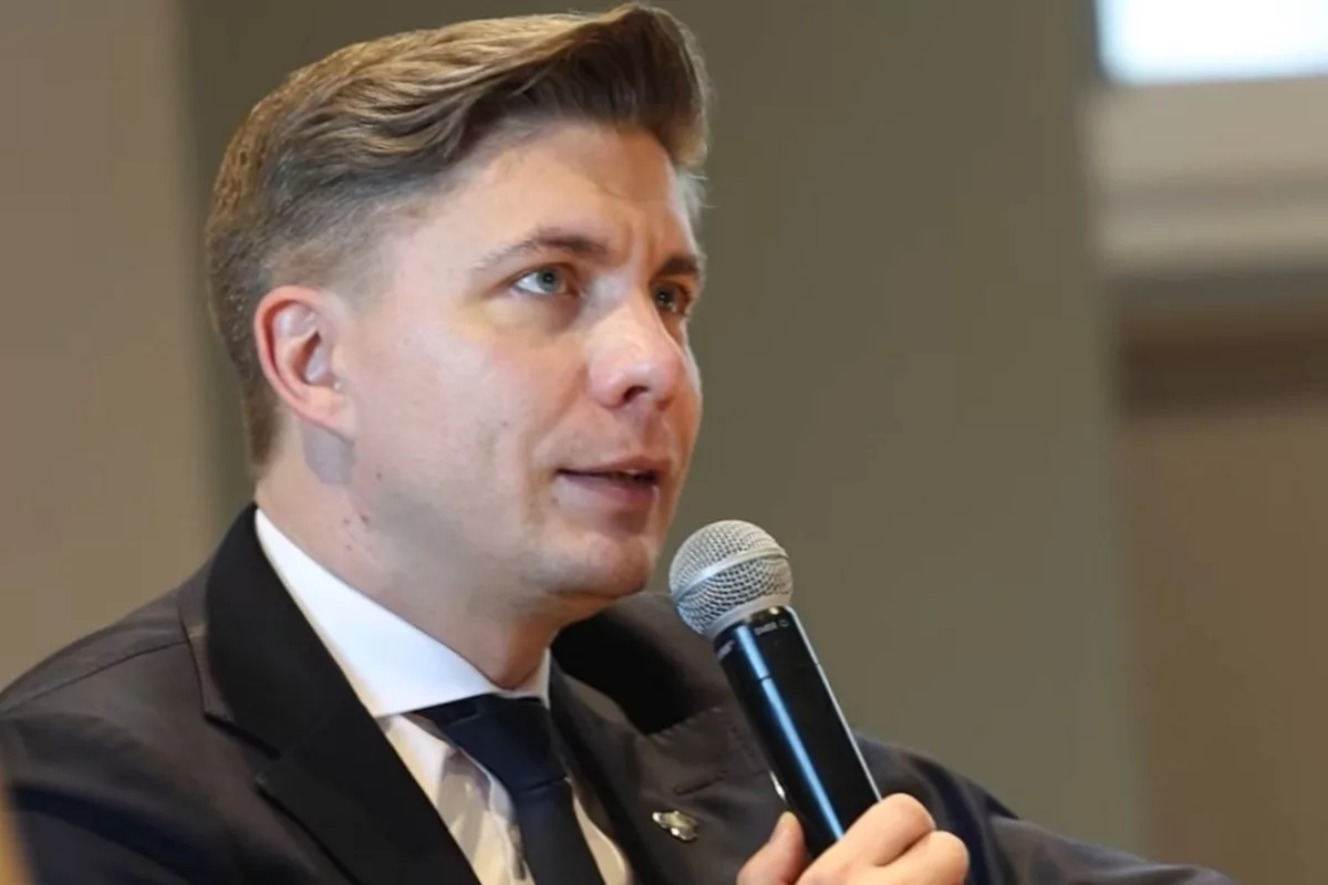 Диверсия под прикрытием: в Литве пытались сжечь склады Starlink
