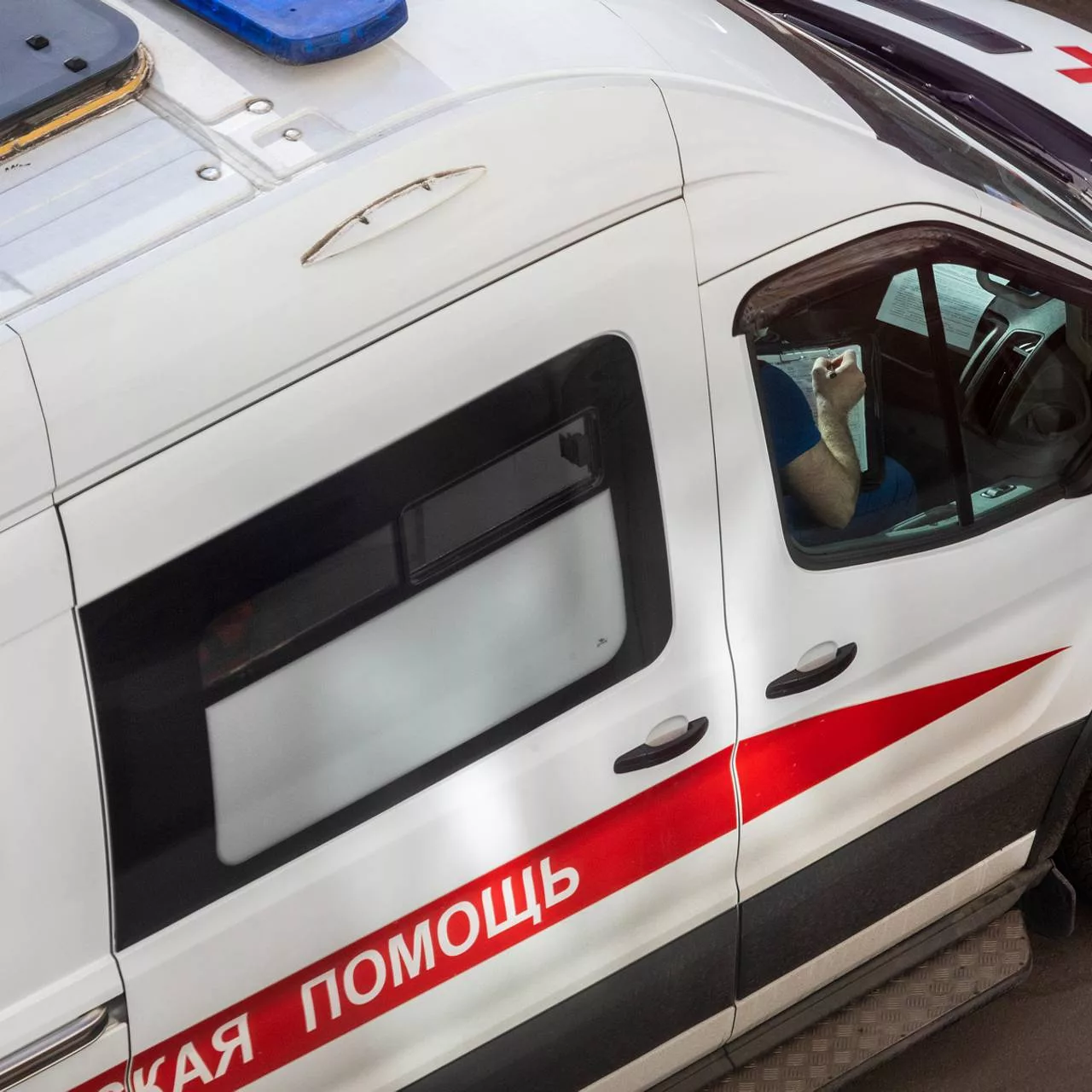 В российском городе скорая не смогла проехать к задыхающемуся ребенку