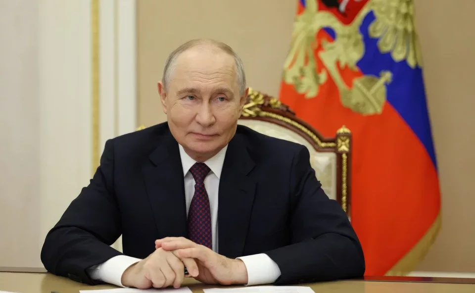 За героизм и мужество: Владимир Путин присвоил двум полкам наименование «гвардейский»