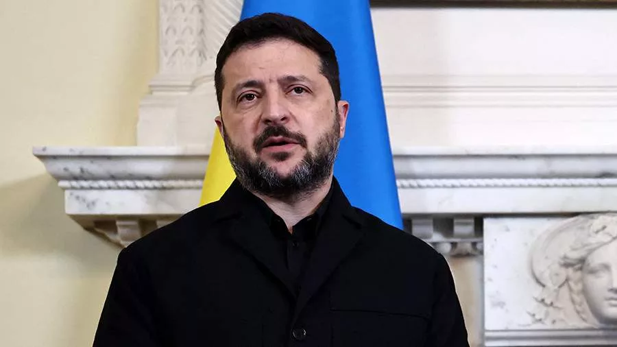 Сенатор ответил анонсировавшему новые удары по НПЗ Зеленскому