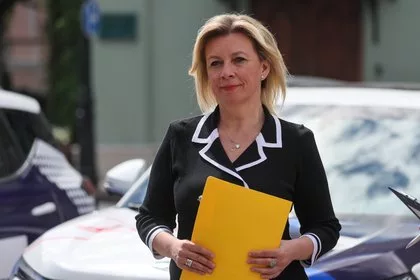 Захарова объяснила цель атак Киева на танкеры