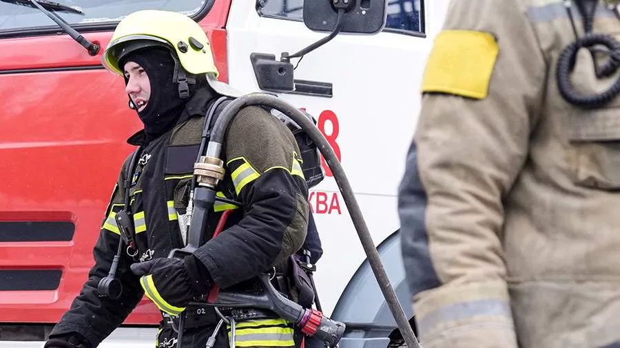 Один человек погиб при пожаре на севере Москвы