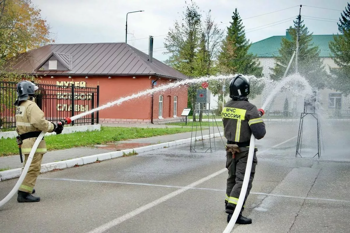 Под Казанью завершили соревнования МЧС