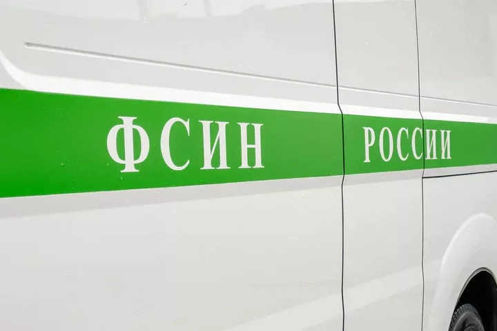 Попытку провезти мобильные телефоны в колонию пресекли в Тверской области