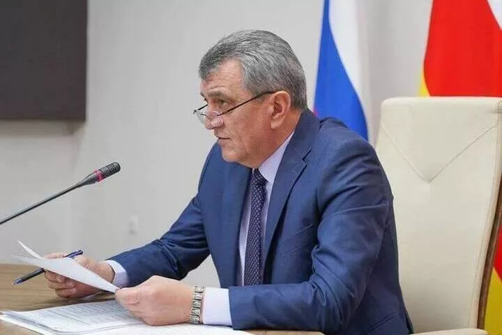 Глава Осетии подписал указ, ограничивающий работу заведений обшепита в ночное время