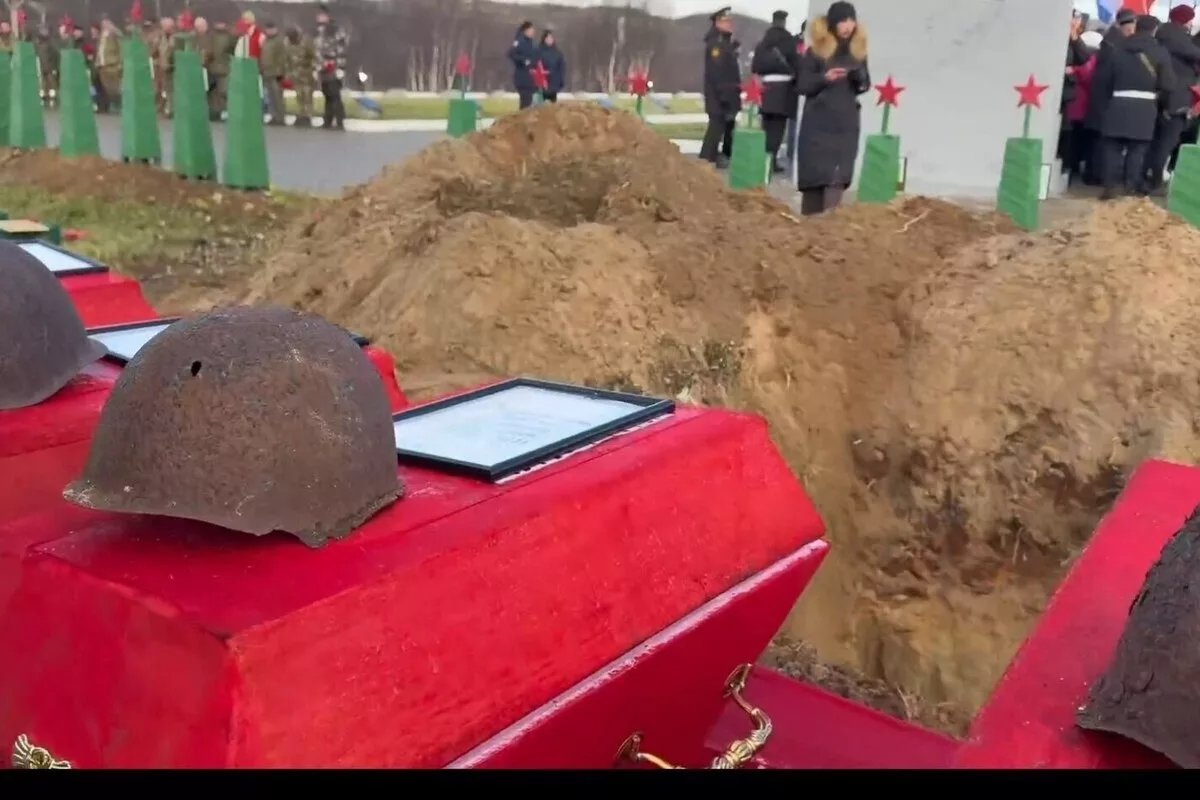 В Долине Славы захоронили останки 79 защитников Заполярья