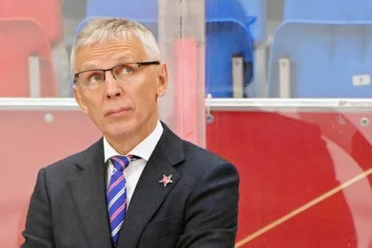 Ларионов покинул пост главного тренера СКА