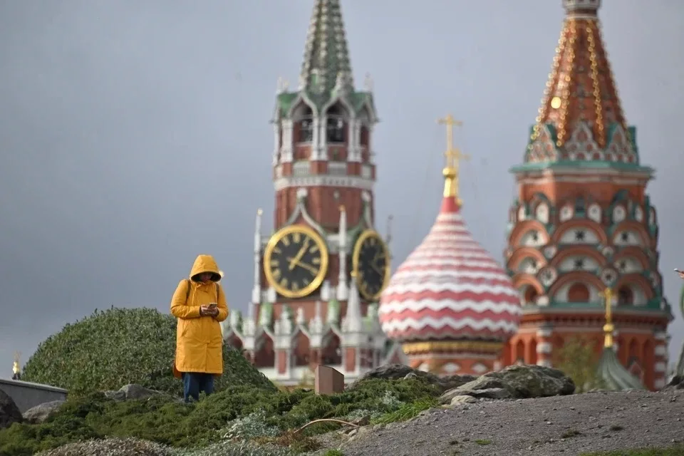 Москвичам объяснили, почему теплые дни не приведут к отключению отопления