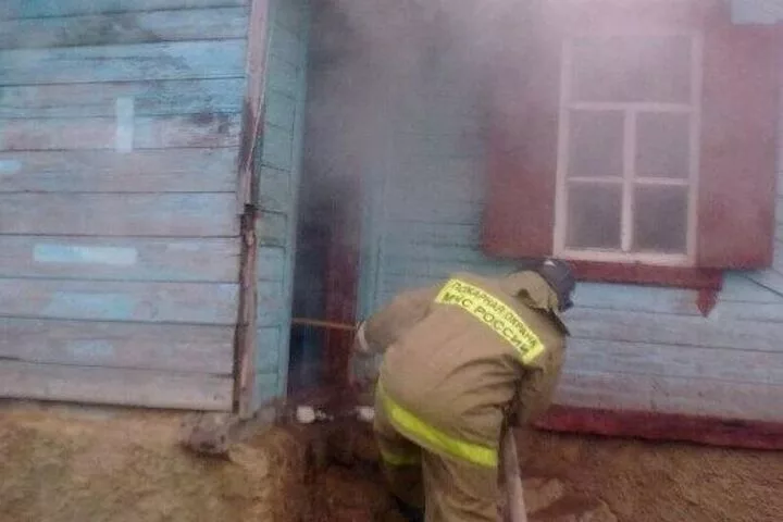 В Воробьевском районе внезапно вспыхнул жилой дом