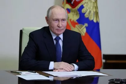 Путин наградил отца своего помощника