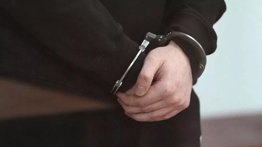 Задушившего сожительницу на востоке Москвы мужчину отправили под арест