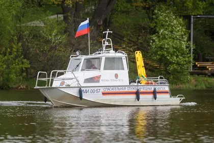 Три человека стали жертвами происшествия с моторной лодкой на российской реке