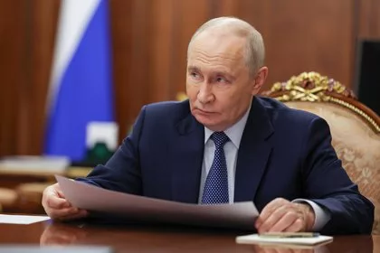В Кремле ответили на вопрос о связи важного совещания Путина с атаками на дата-центры
