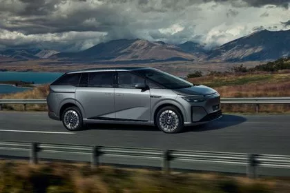 Euro NCAP снизила оценки машинам за сенсорное управление
