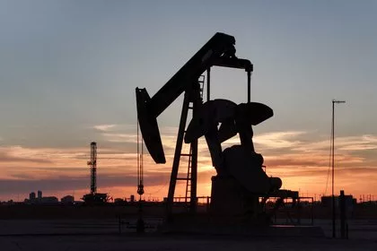 Миру спрогнозировали резкое падение предложения нефти