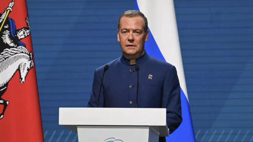 Медведев заявил о повышении точности и дальности нового оружия России