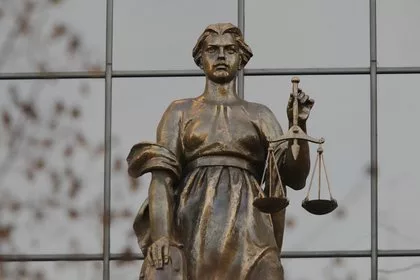 Верховный суд России отменил приговор по делу об оставленных в машине ключах