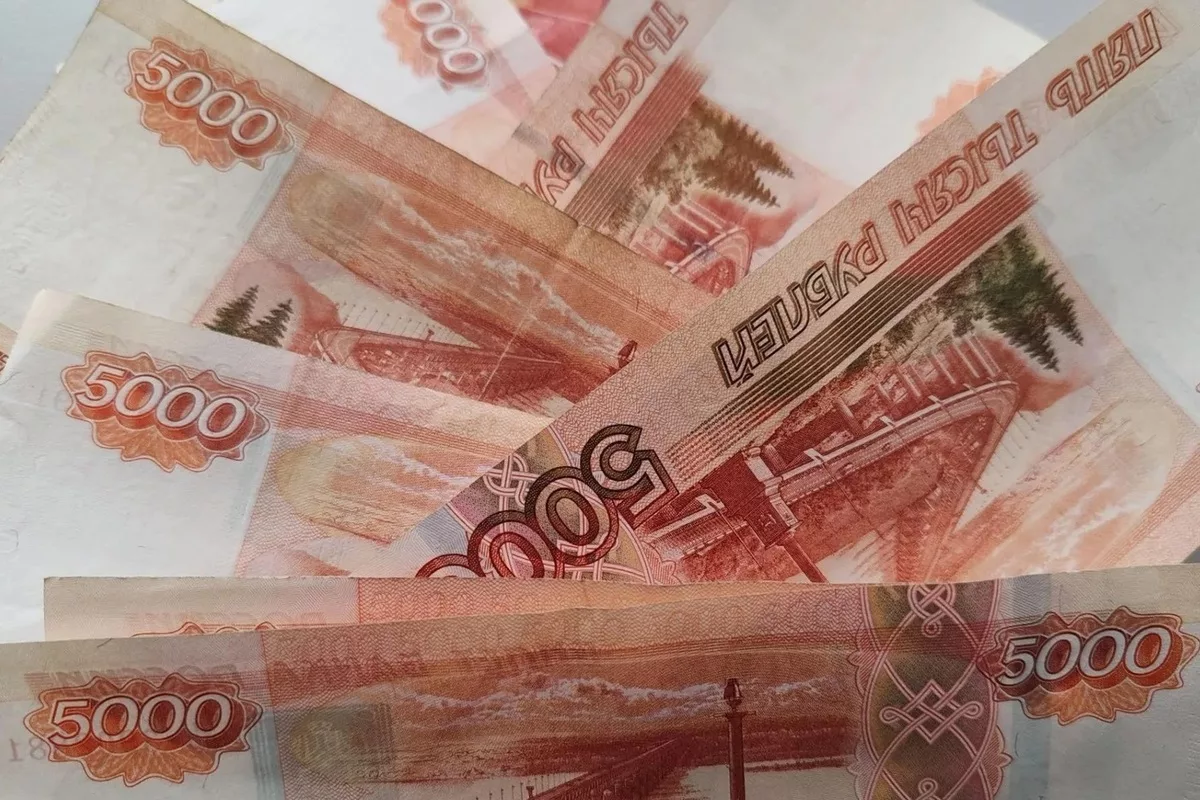 Улан-Удэ заняла 72-е место в рейтинге зарплат: кого столица Бурятии обошла и кому уступила