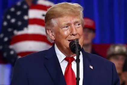 Трамп рассказал о возможном формате переговоров с Путиным и Зеленским