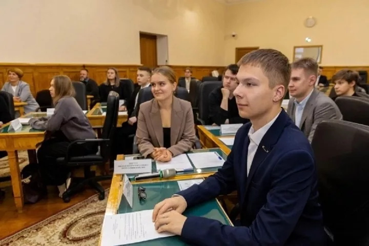 В Карелии начал работу обновленный состав Молодежного парламента