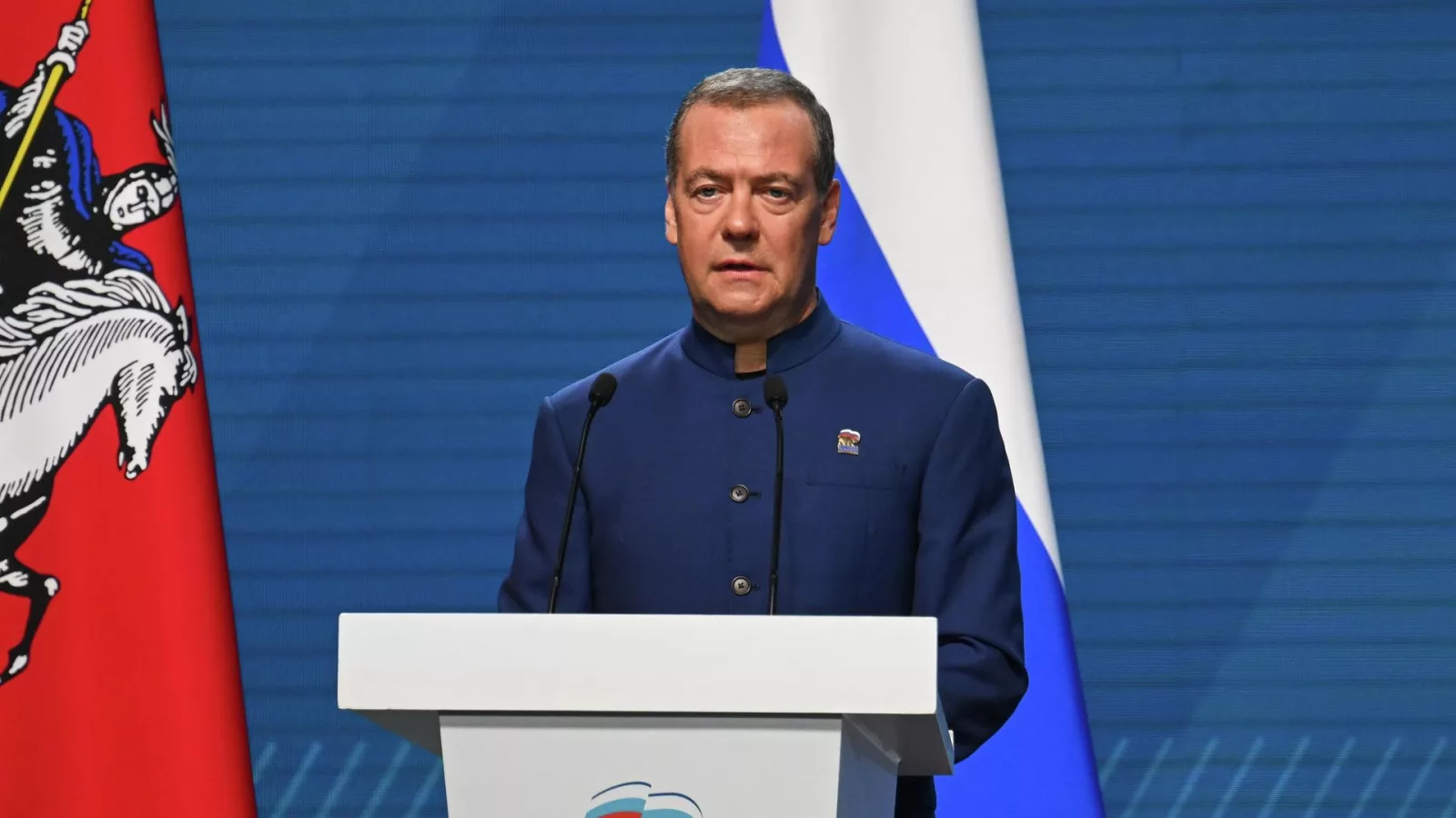 Медведев назвал основную задачу 'Единой России' после выборов